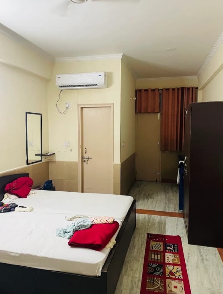Bhakta Niwas Reception & Waiting Area